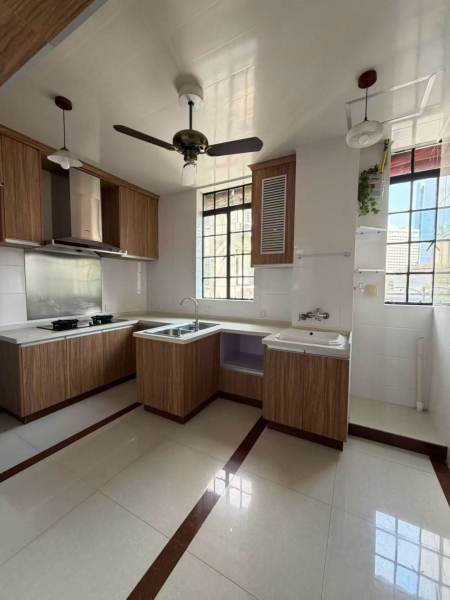 Housing image — Kitchen