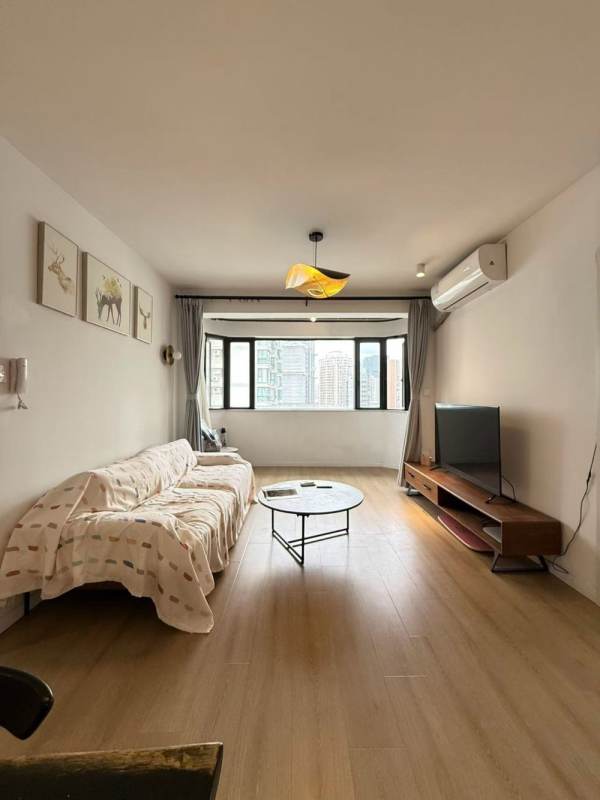 Housing image — Living Room