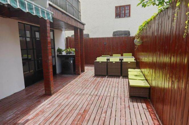 1BR Lane House in Jing'an with Terrace