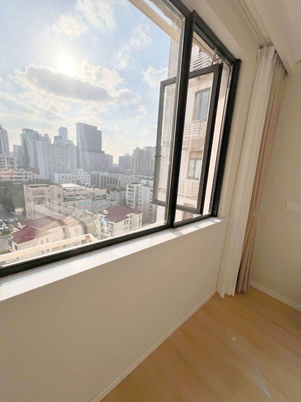 Housing image — View
