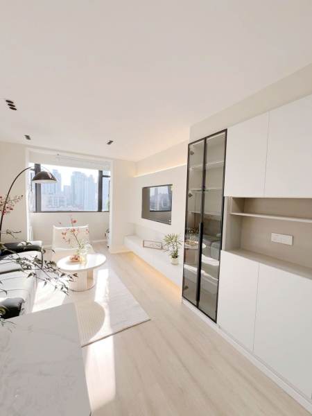 Housing image — Living Room