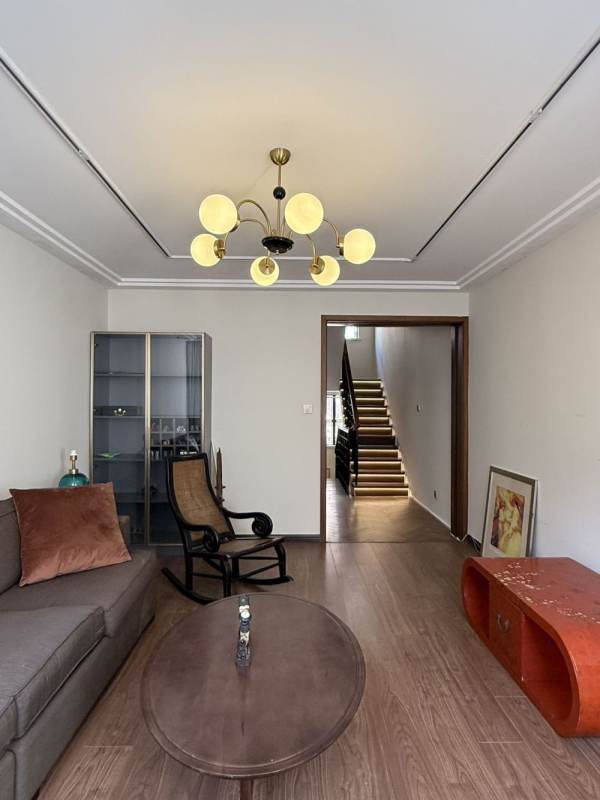 Housing image — Living Room