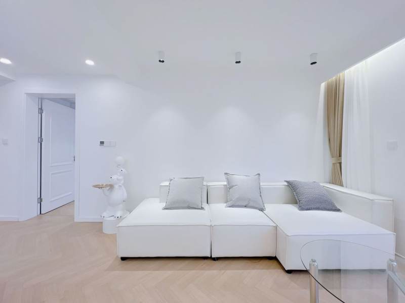 Housing image — Living Room