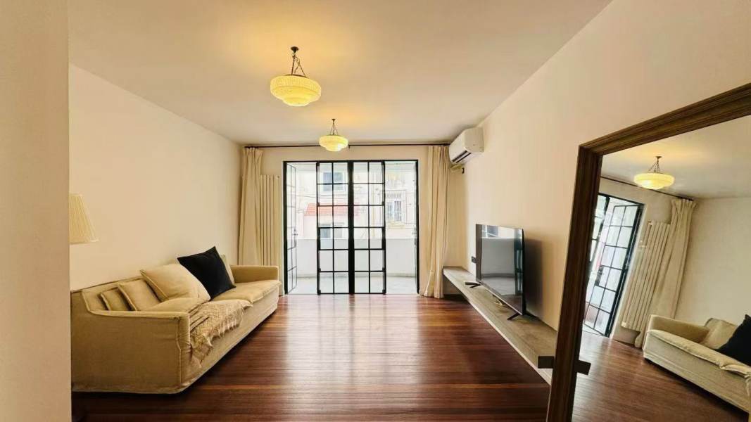 Housing image — Living Room