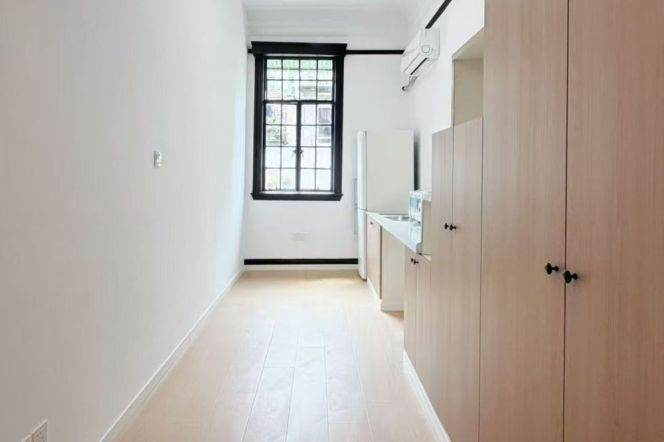 1BR Lane House in Old Town / South Bund (L9)