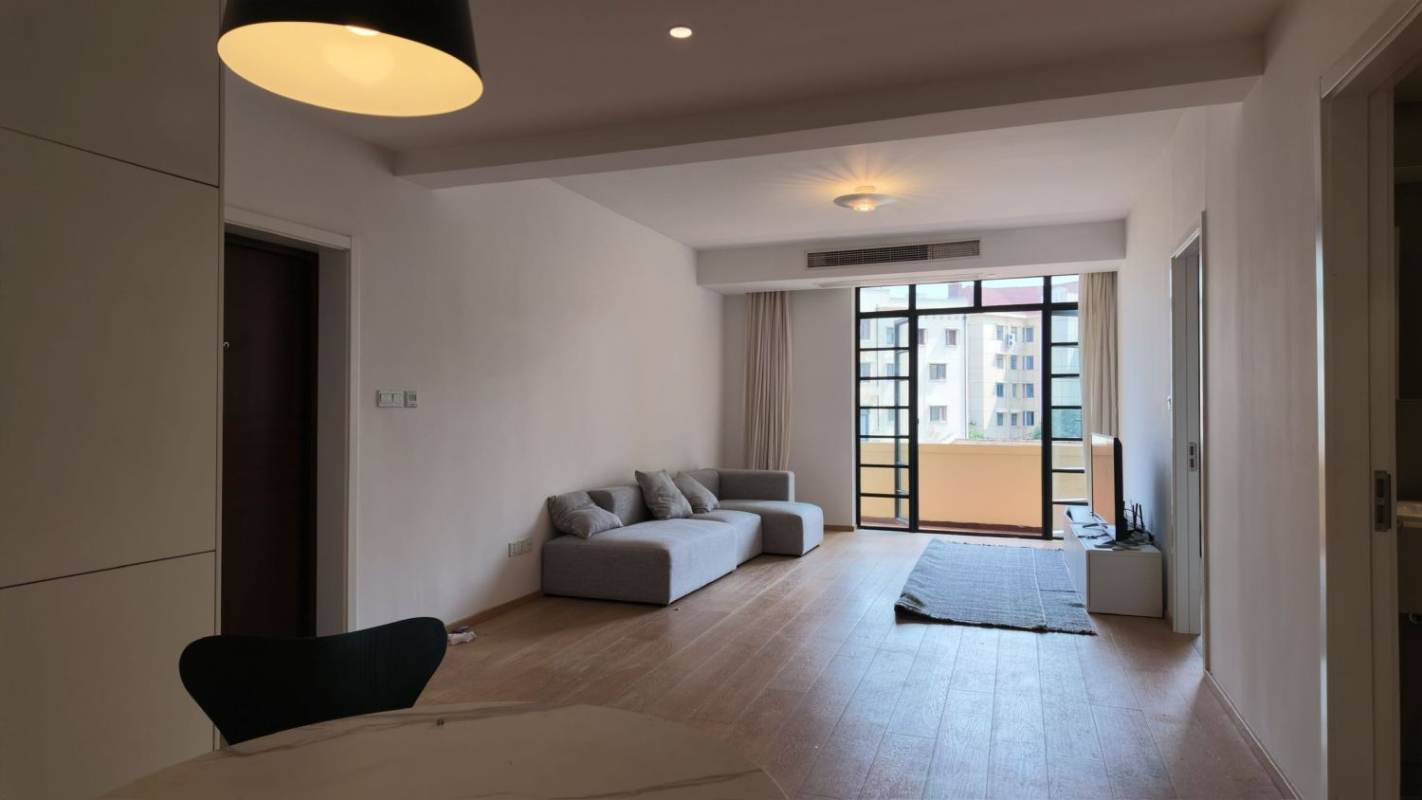 Housing image — Living Room