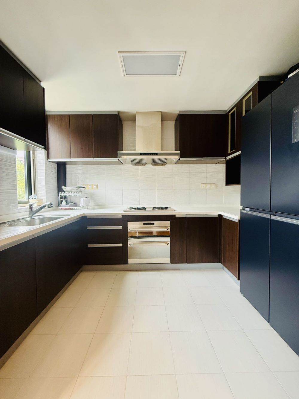 Housing image — Kitchen
