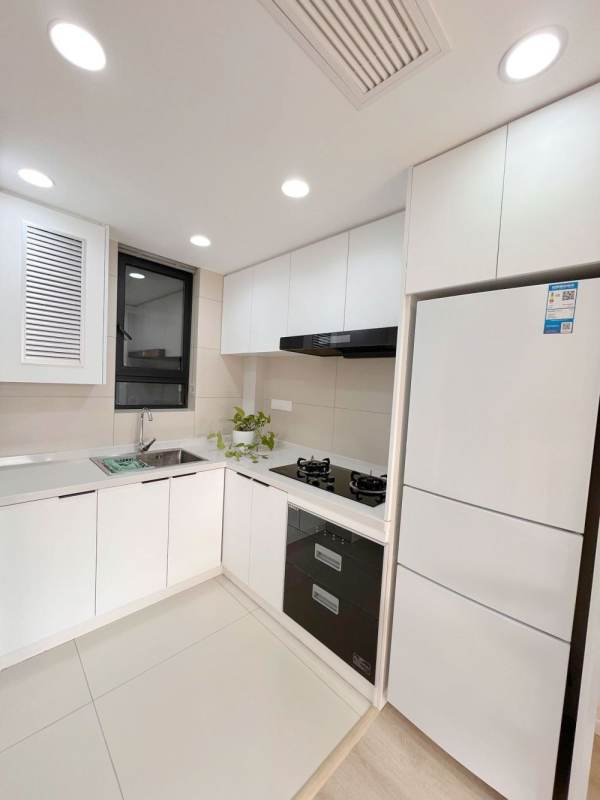 Housing image — Kitchen