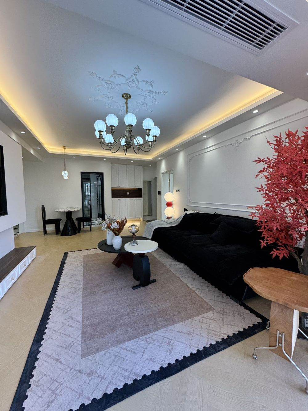 Housing image — Living Room