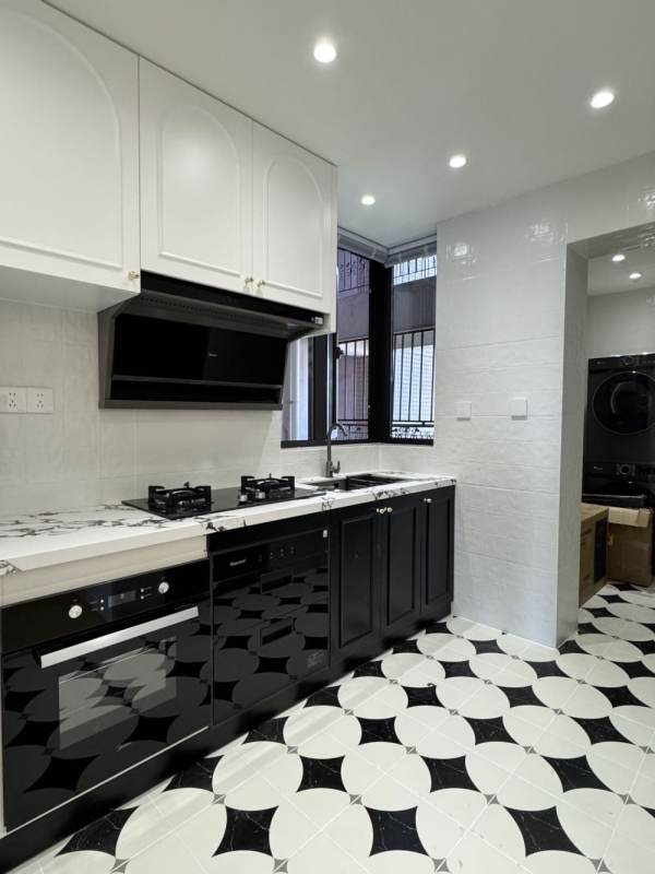 Housing image — Kitchen