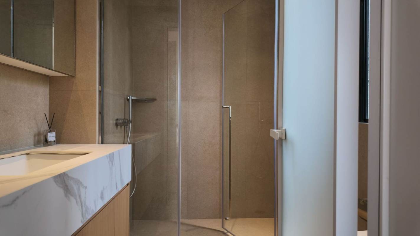 Housing image — Bathroom