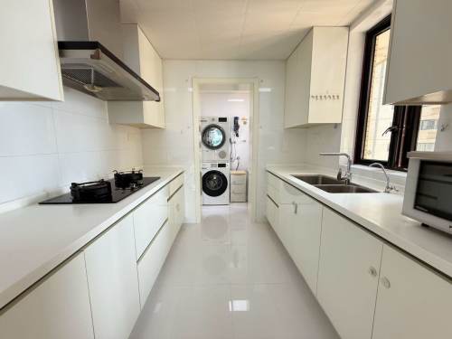 Housing image — Kitchen