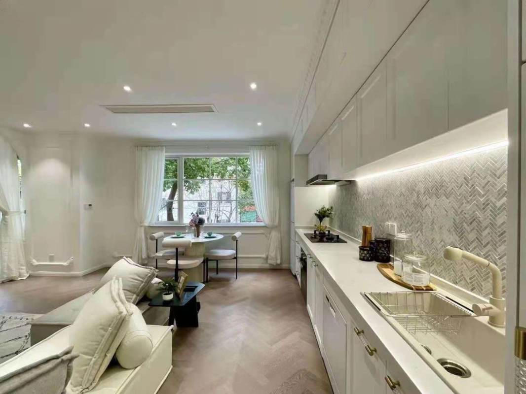 Housing image — Kitchen