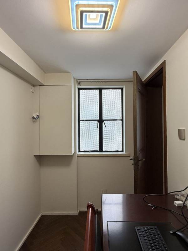 Housing image — Study