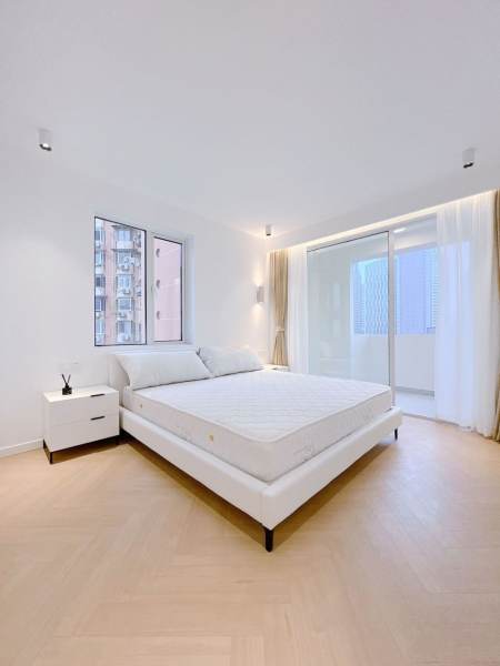 Housing image — Bedroom