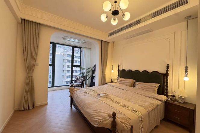 2BR Apartment in Xujiahui (L4/L7)