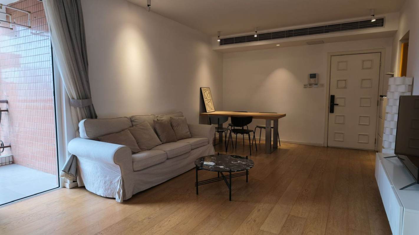 Housing image — Living Room