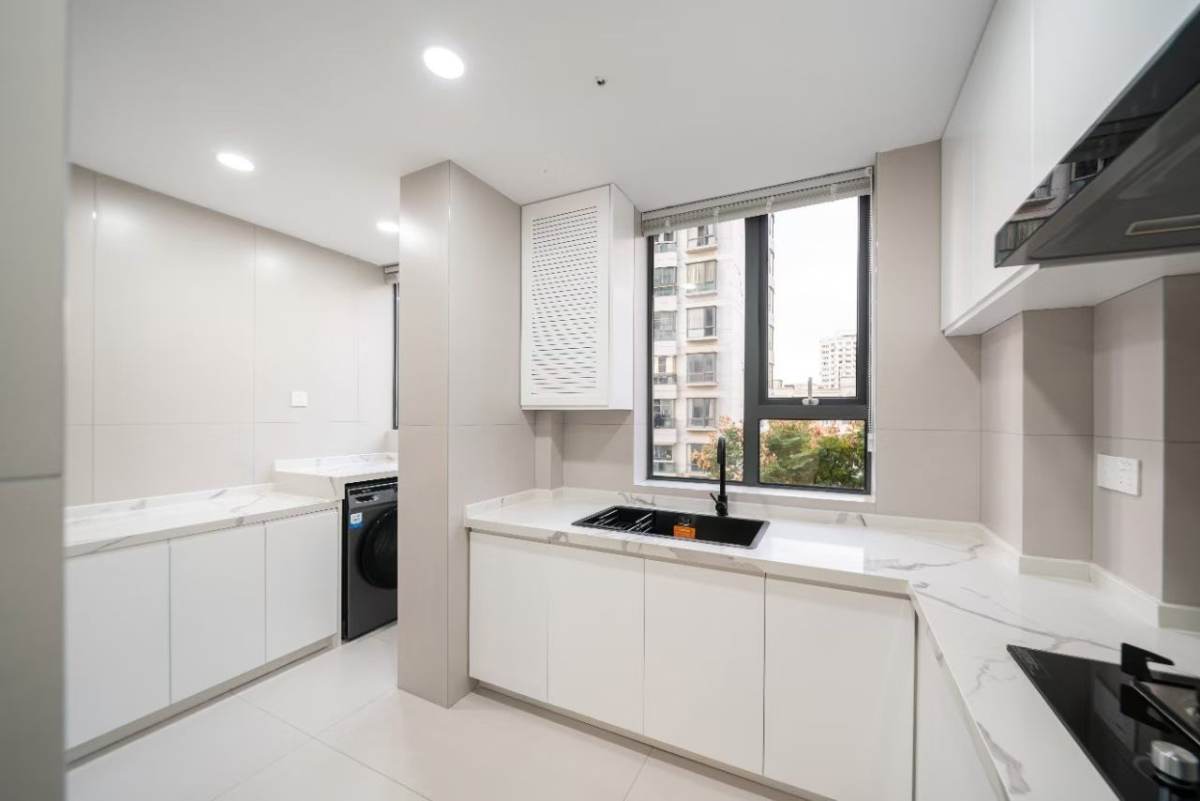 Housing image — Kitchen