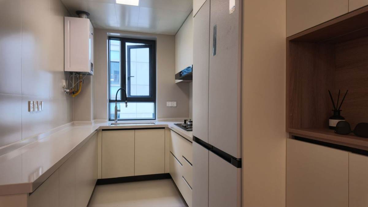 Housing image — Kitchen