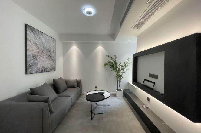 2BR Apartment in Gubei (L2)