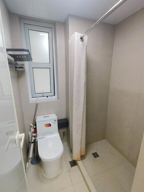 Housing image — Bathroom