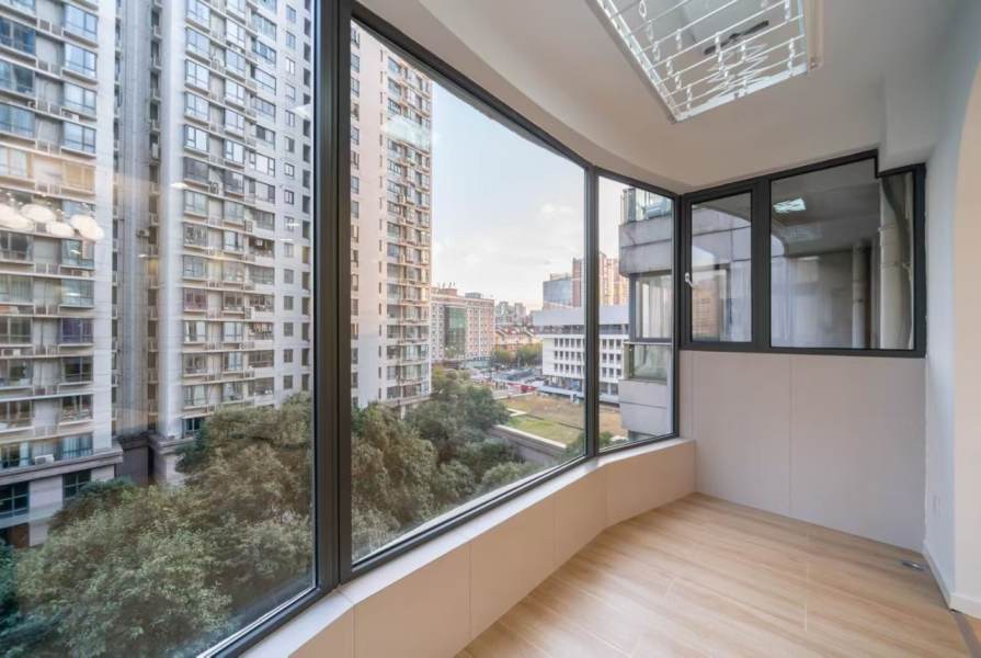 Housing image — Living Room