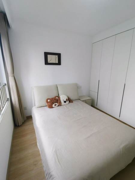 Housing image — Bedroom