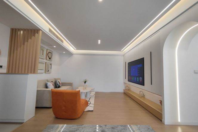 High-Floor 2BR Apartment near Zhongshan Park (L2/L3/L4)