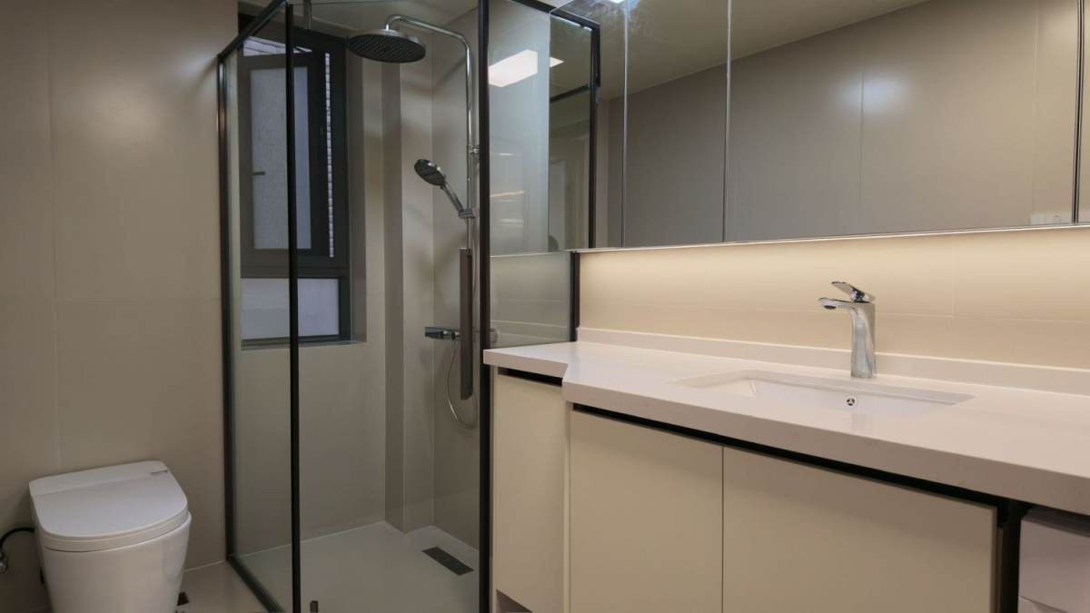 Housing image — Bathroom