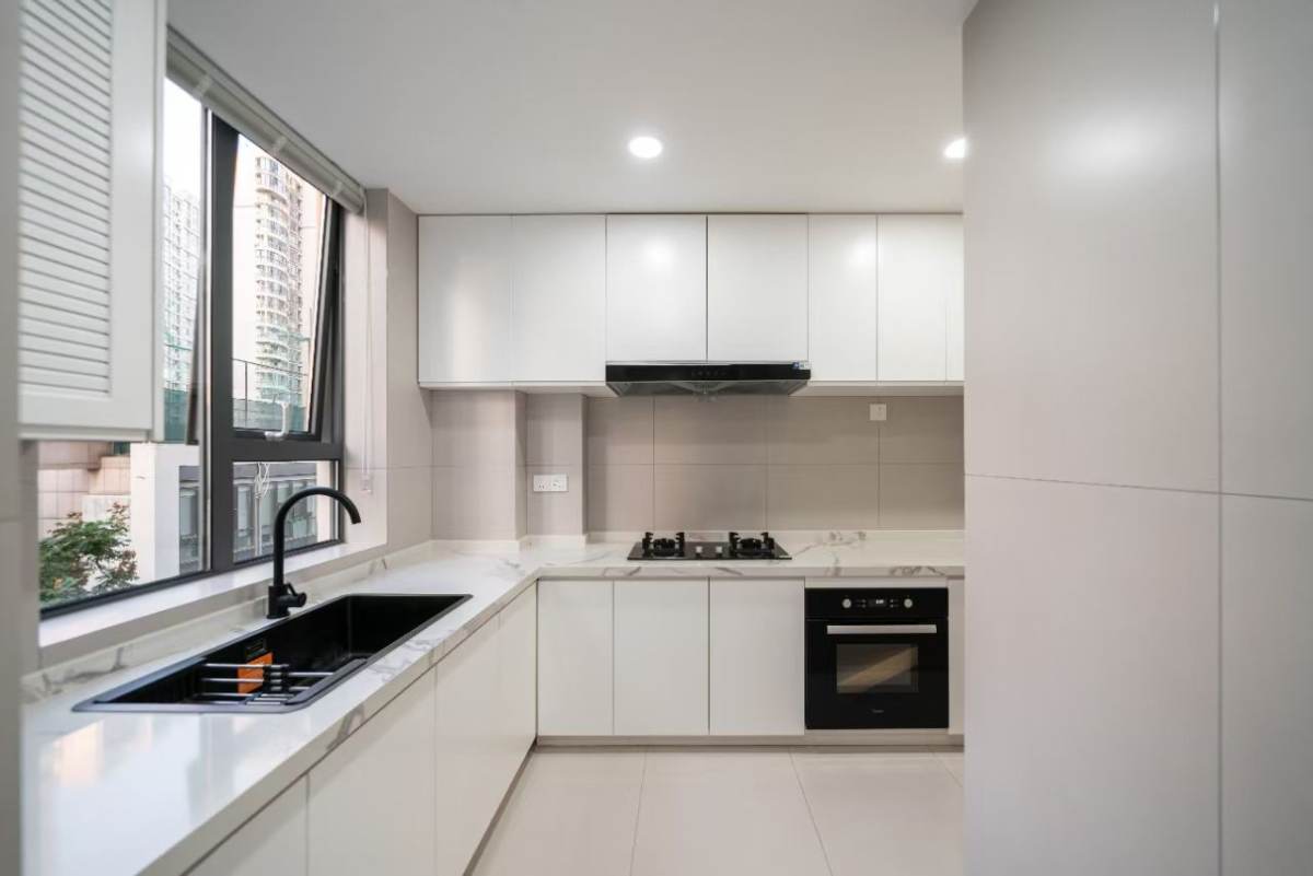 Housing image — Kitchen