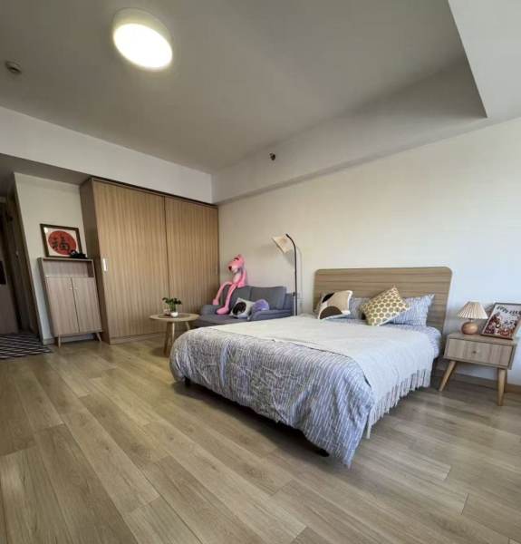 Housing image — Bedroom