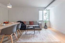 High-Floor 2BR Apartment near Xintiandi (L9/L10/L13)