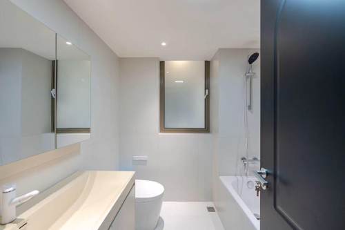 Housing image — Bathroom