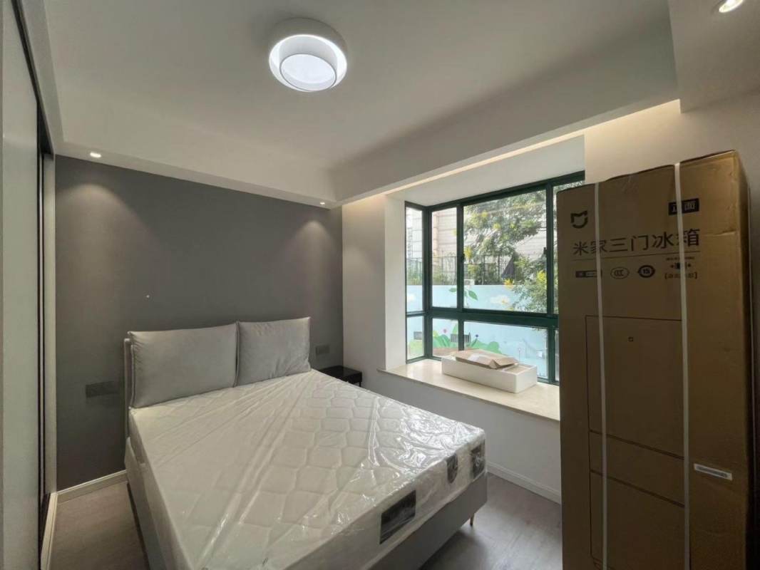 Housing image — Bedroom