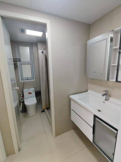 Housing image — Bathroom