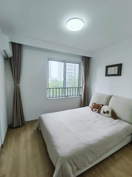 Housing image — Bedroom
