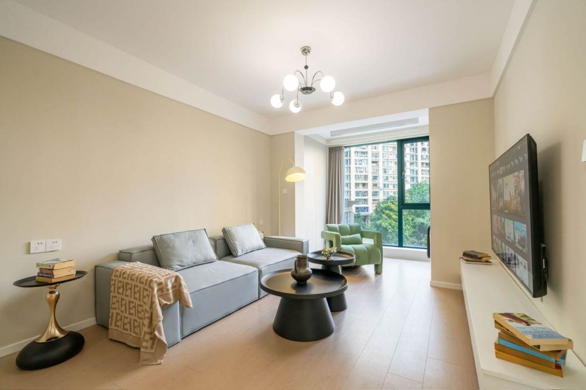 Housing image — Living Room