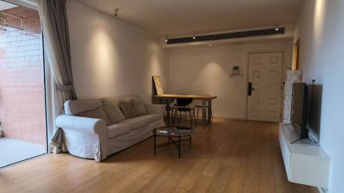 Housing image — Living Room