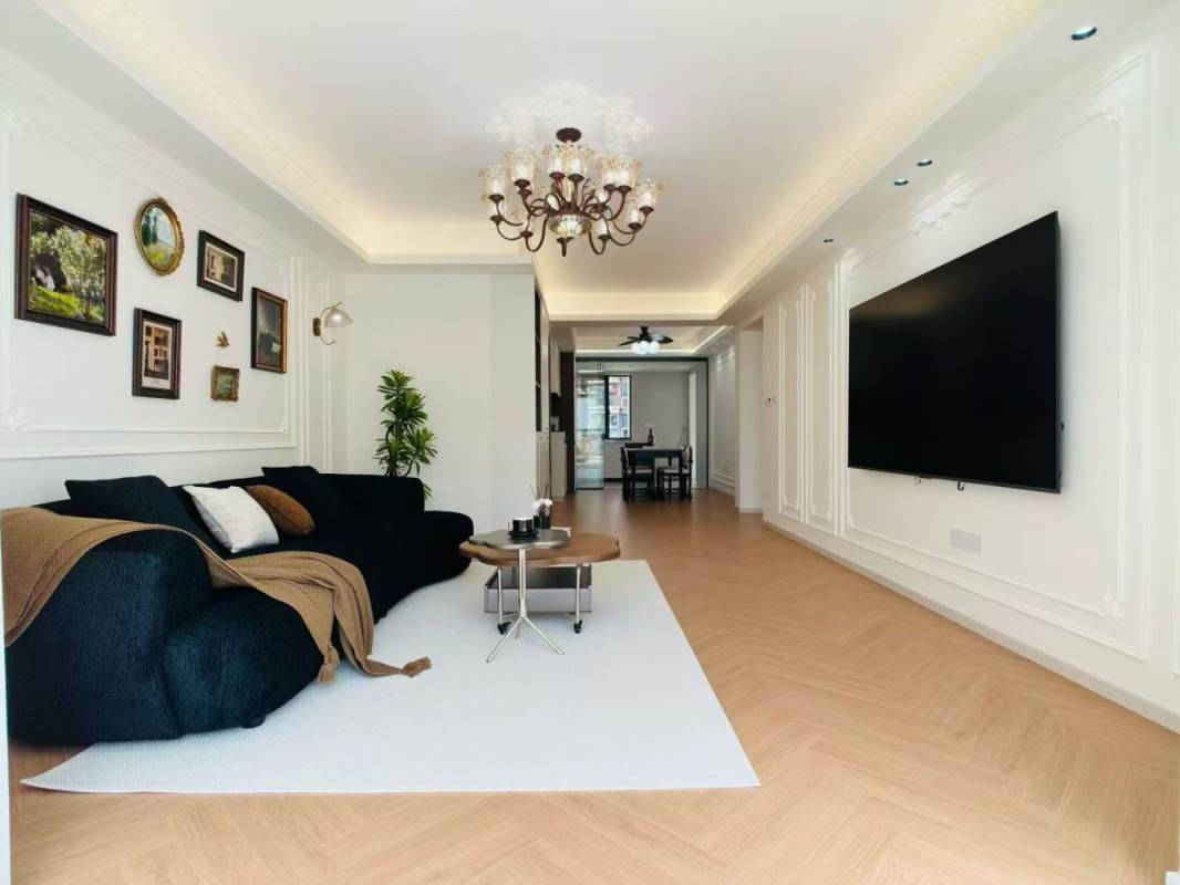 Housing image — Living Room