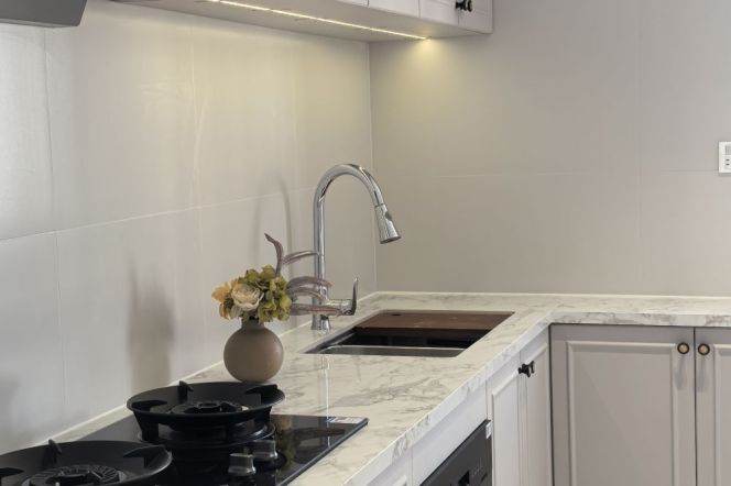 Spacious 3BR Apartment near Jiaotong University Metro (L10/L11)