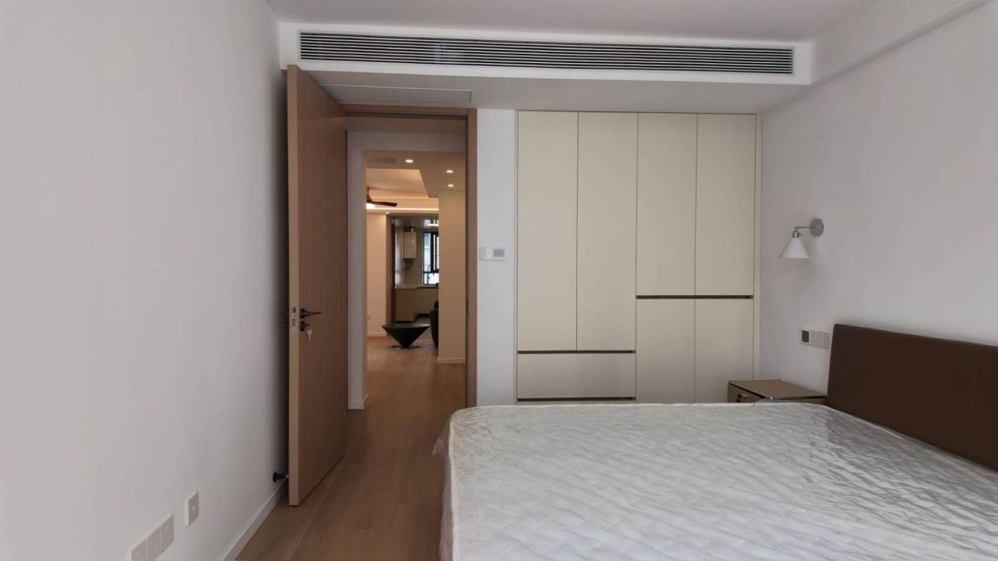 Housing image — Bedroom