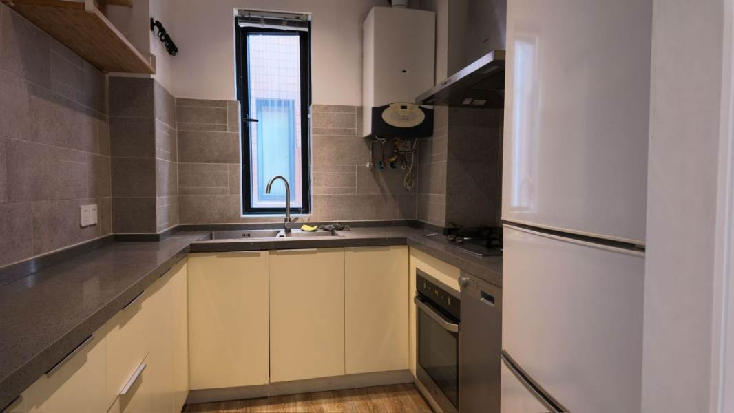 Housing image — Kitchen