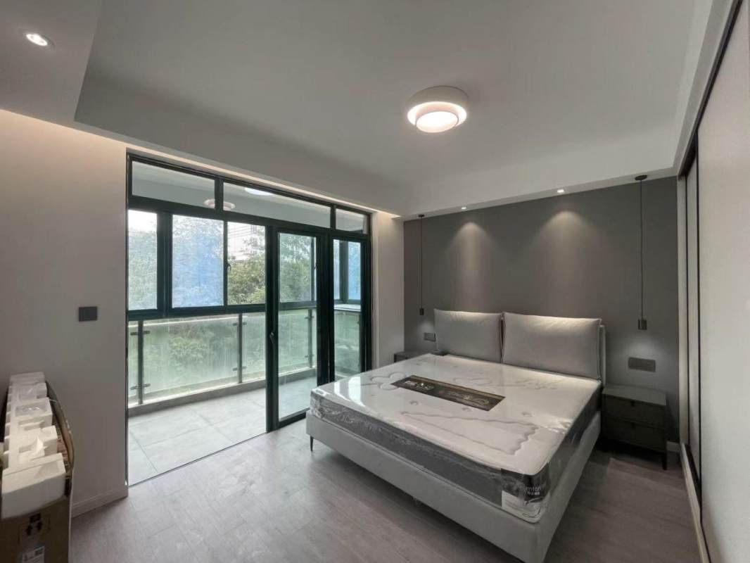 Housing image — Bedroom