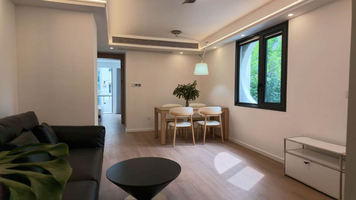 Housing image — Living Room