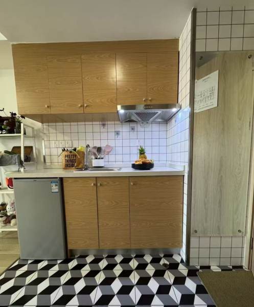 Housing image — Kitchen