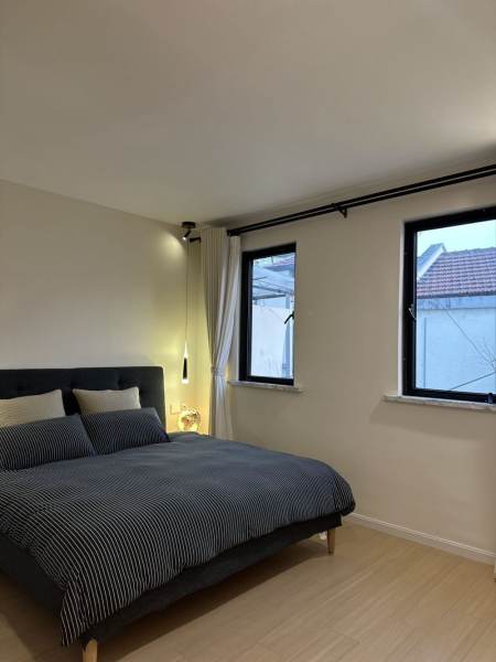 Housing image — Bedroom