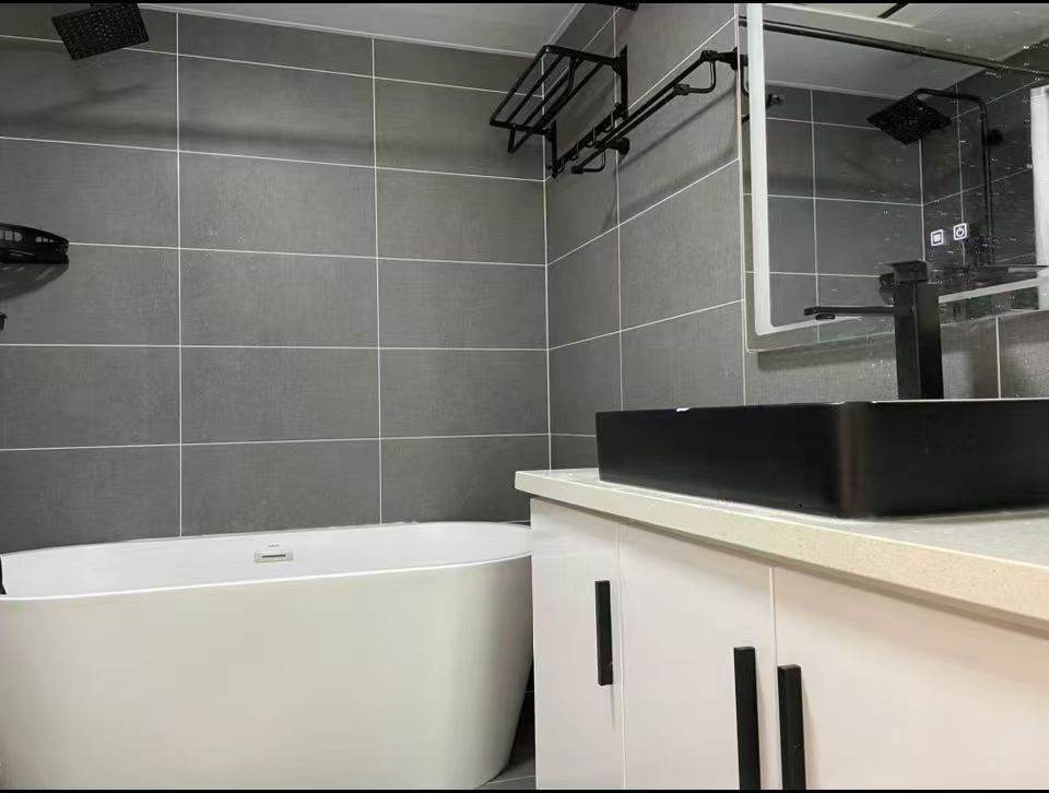 Housing image — Bathroom