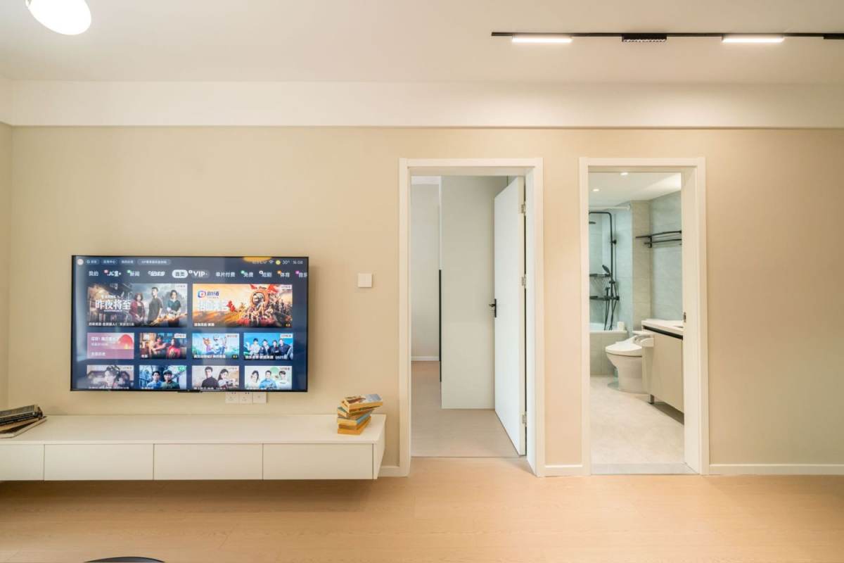 Housing image — Living Room