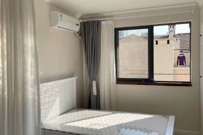 1BR Apartment near Jing'an Temple (L2/L7/L14)