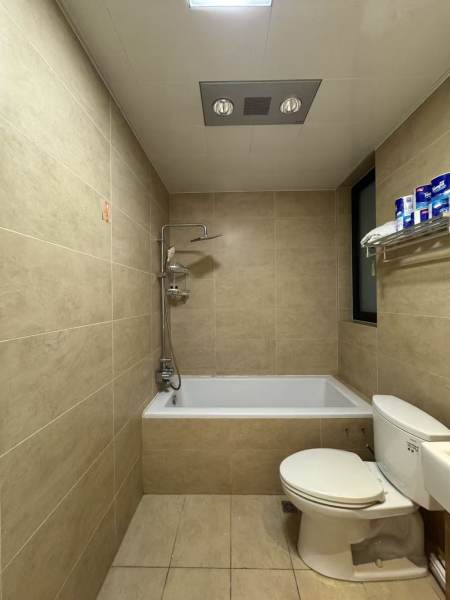 Housing image — Bathroom